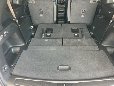 New 2025 Jeep Grand Cherokee L Laredo w/ Luxury Tech Group I image 16