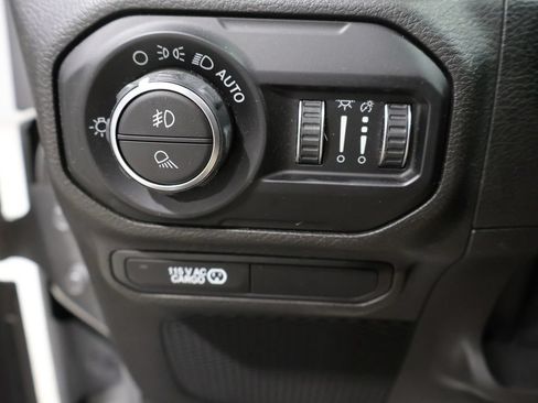 Certified 2020 Jeep Gladiator Rubicon AWD/4WD image 33