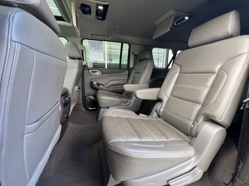 Used 2019 GMC Yukon XL Denali w/ Open Road Package image 23