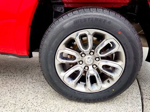 Used 2021 RAM 1500 Laramie image 9