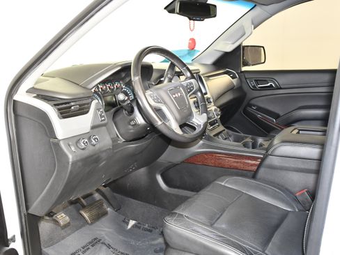 Used 2020 GMC Yukon SLT AWD/4WD image 29