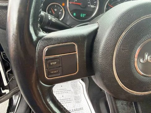 Used 2015 Jeep Wrangler Unlimited Sport w/ Quick Order Package 24S AWD/4WD image 14