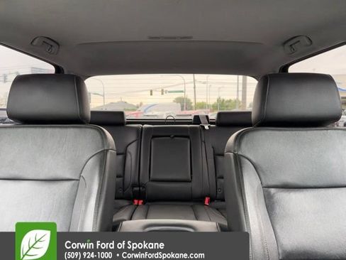 Used 2018 GMC Sierra 2500 SLT w/ Duramax Plus Package AWD/4WD image 30