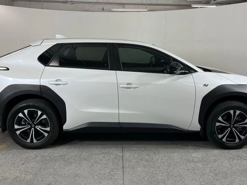 Used 2023 Subaru Solterra AWD image 1