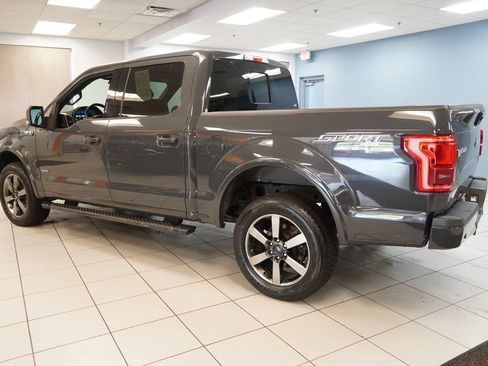 Used 2017 Ford F150 XLT w/ Equipment Group 302A Luxury AWD/4WD image 7