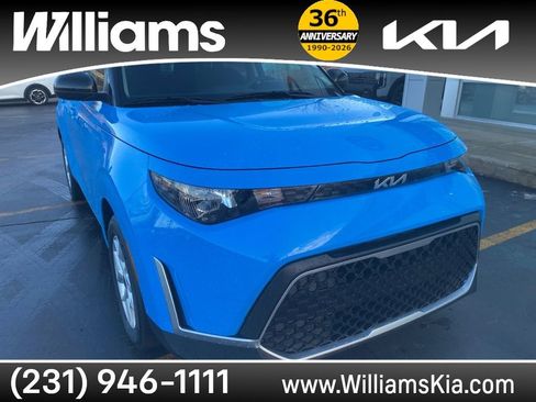 Used 2025 Kia Soul S image 4