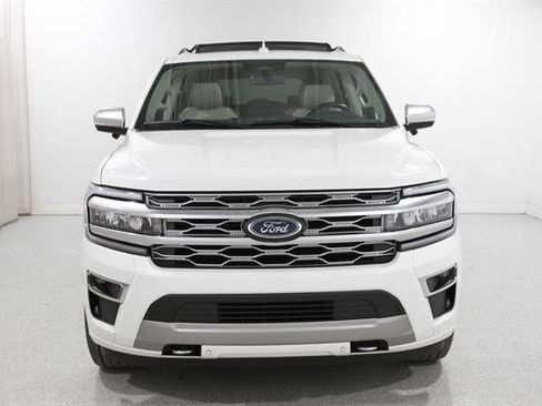 Used 2023 Ford Expedition Max Platinum image 2