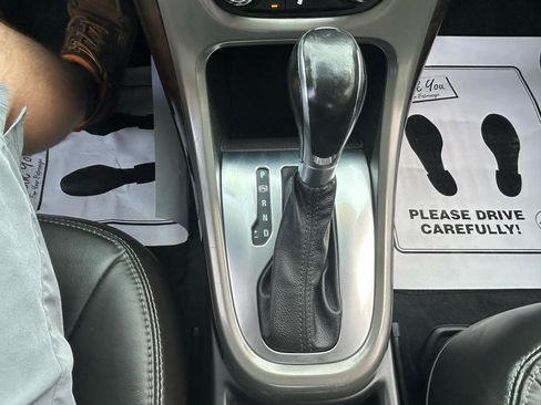 Used 2013 Buick Verano Premium FWD image 25