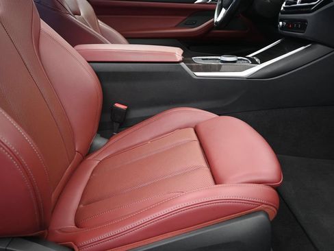 Used 2024 BMW 430i Coupe w/ Convenience Package RWD image 23
