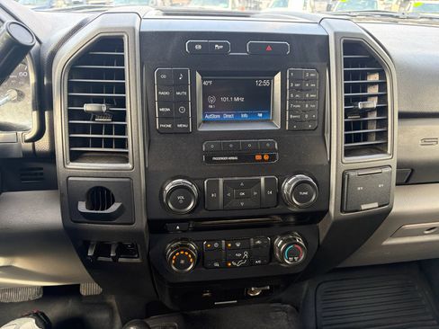 Used 2018 Ford F550 4x4 Regular Cab Super Duty image 28