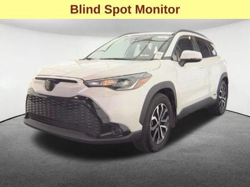 Used 2024 Toyota Corolla Cross AWD Hybrid image 4