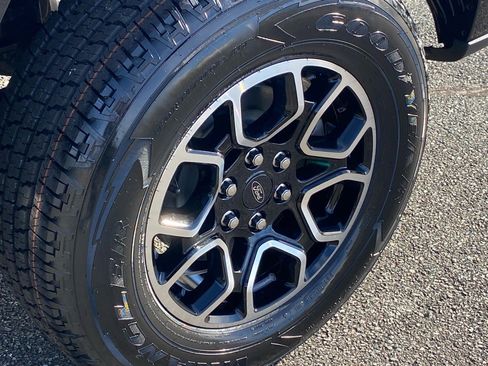 Certified 2022 Ford F150 XLT w/ Equipment Group 302A High image 24