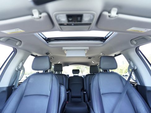 Used 2024 Honda Odyssey Touring image 8