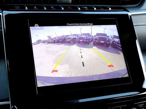 New 2025 Jeep Grand Cherokee L Laredo image 14