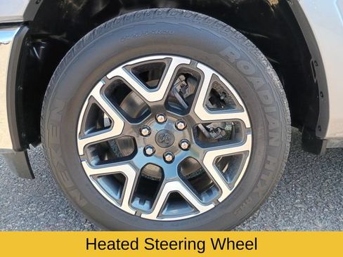 Used 2025 RAM 1500 Laramie AWD/4WD image 23
