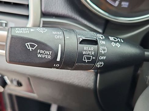 Used 2022 Jeep Grand Cherokee Limited image 29