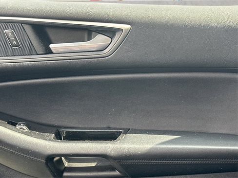 Used 2019 Ford Edge SEL w/ Equipment Group 201A AWD/4WD image 30