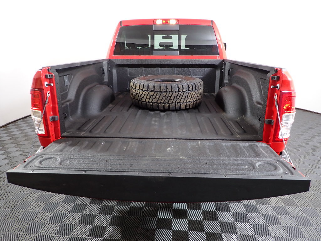 Used 2024 RAM 2500 Tradesman w/ Chrome Appearance Group AWD/4WD image 15
