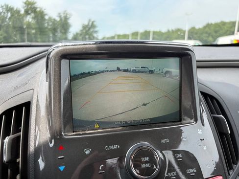 Used 2015 Chevrolet Volt Premium w/ Premium Trim Package FWD image 20