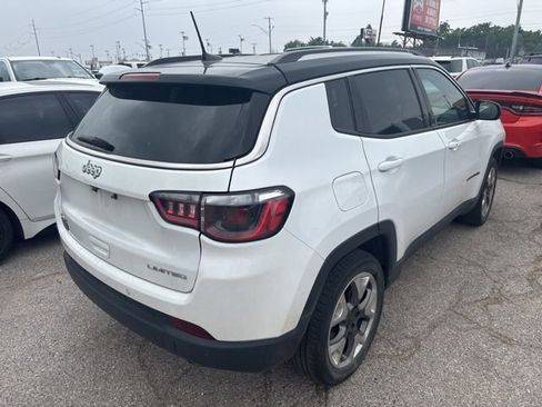 Used 2022 Jeep Compass Limited AWD/4WD image 4