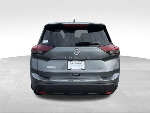New 2026 Nissan Rogue SV w/ Cold Weather Package AWD/4WD image 6