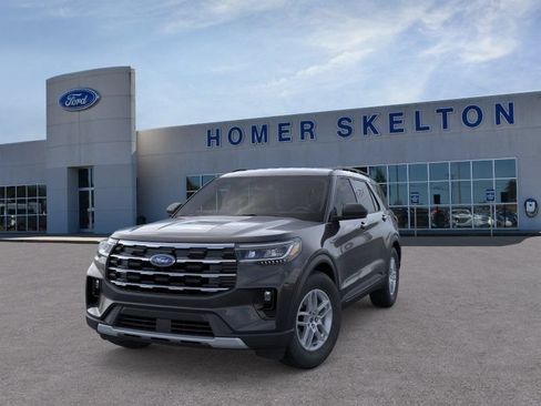 New 2026 Ford Explorer Active w/ Active Comfort Package RWD image 2