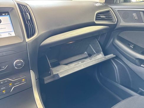 Used 2019 Ford Edge SEL FWD image 44