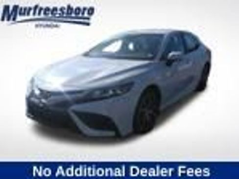 Used 2024 Toyota Camry SE FWD image 1