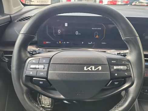 Certified 2026 Kia Sportage SX AWD/4WD image 8