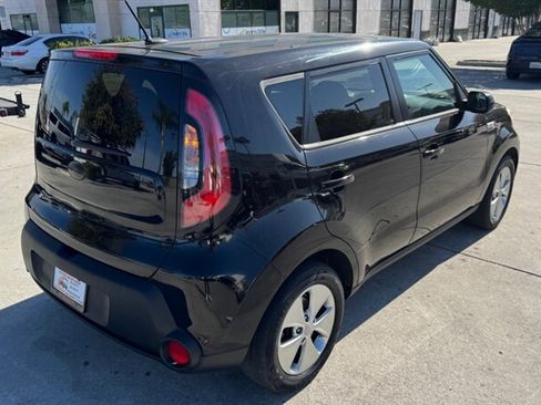 Used 2015 Kia Soul FWD image 15