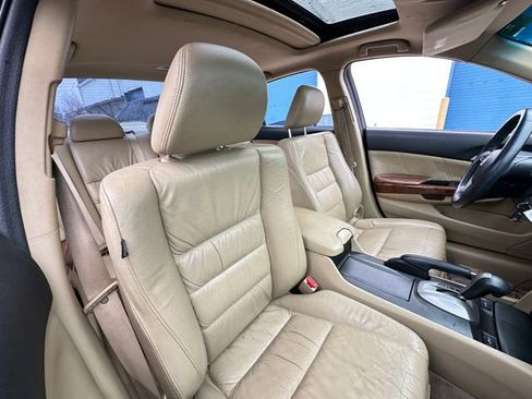 Used 2011 Honda Accord EX-L image 15