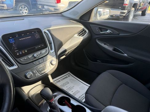 Used 2024 Chevrolet Malibu RS FWD image 20