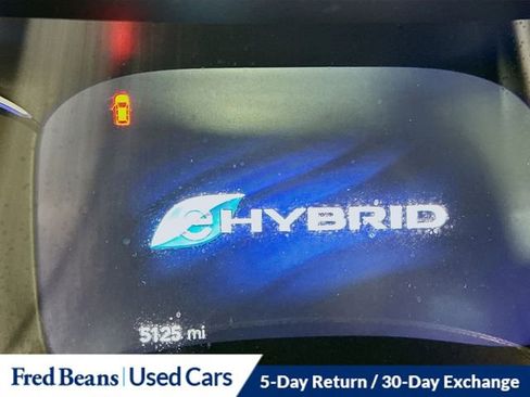 Used 2023 Chrysler Pacifica Limited w/ S Appearance Package image 14