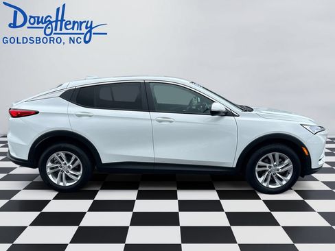 Used 2025 Buick Envista Preferred FWD image 6