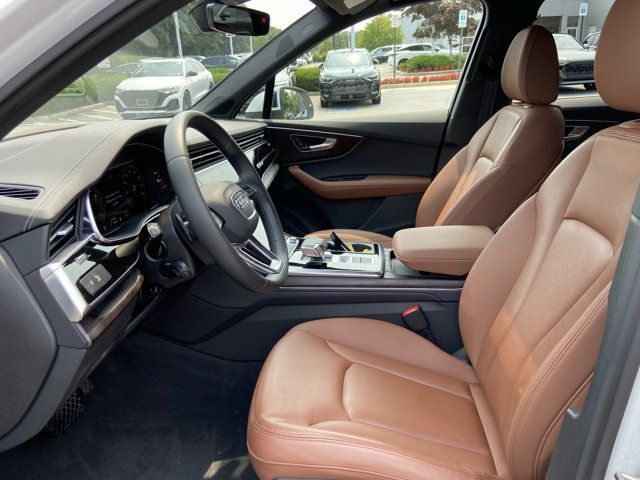 Used 2023 Audi Q7 2.0T Premium Plus w/ Premium Plus Package AWD/4WD image 23