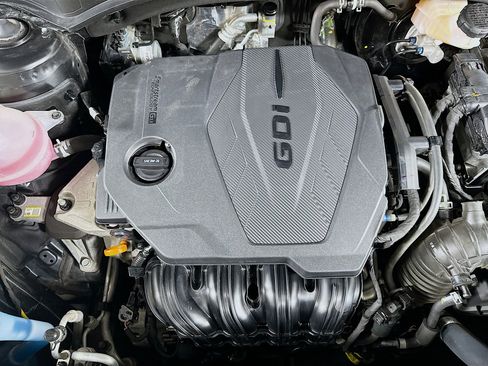 Used 2024 Kia Sorento S image 34