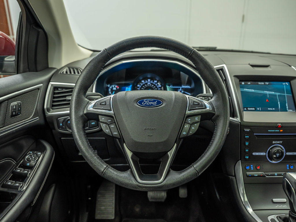 Used 2016 Ford Edge Titanium w/ Equipment Group 301A AWD/4WD image 23
