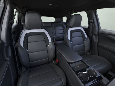 New 2025 Chevrolet Blazer EV LT AWD/4WD image 16