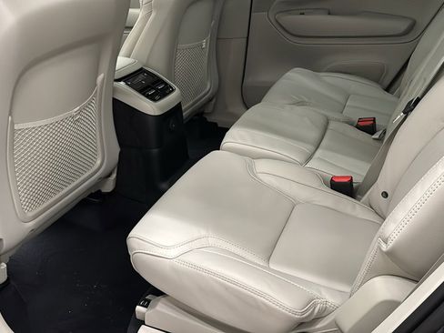 New 2026 Volvo XC90 T8 Ultra w/ Protection Package Premier image 27