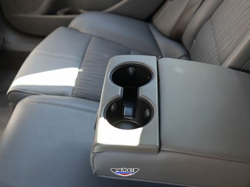 Used 2015 Chevrolet Impala LT w/ Convenience Package image 22