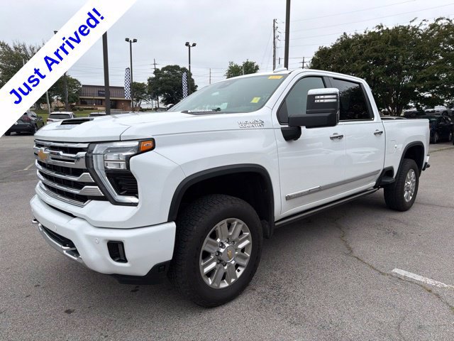 Used 2024 Chevrolet Silverado 2500 High Country AWD/4WD image 7