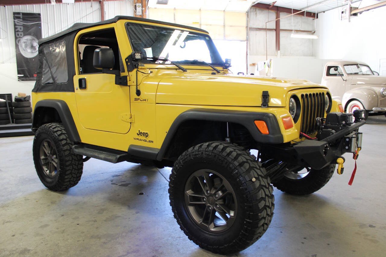 Used 2005 Jeep Wrangler Sport w/ 30" Tire & Wheel Group AWD/4WD image 8
