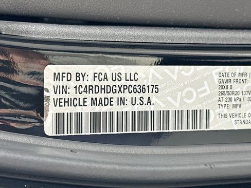 Used 2023 Dodge Durango GT RWD image 34