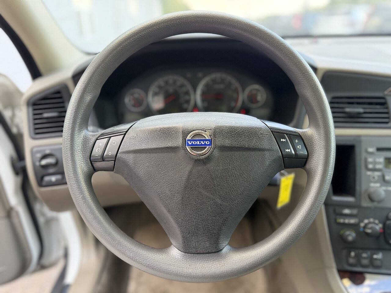 Used 2004 Volvo S60 2.5T FWD image 13
