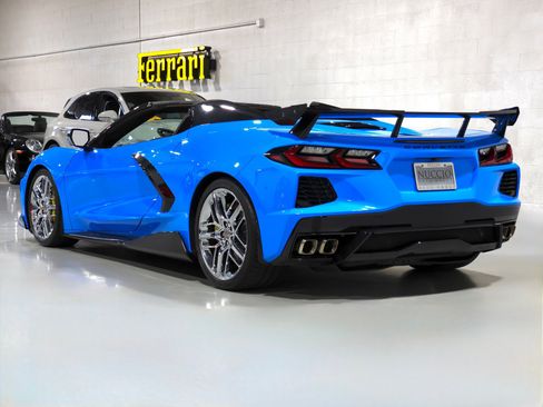Used 2022 Chevrolet Corvette Stingray Convertible w/ 1LT RWD image 7