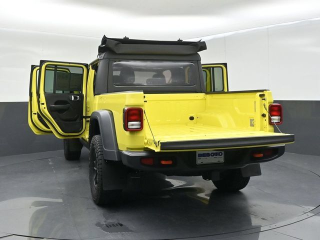 Used 2023 Jeep Gladiator Mojave AWD/4WD image 69