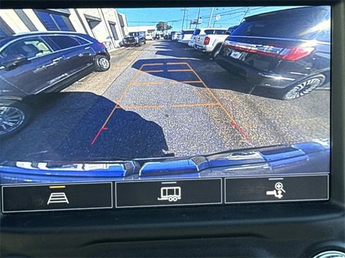 Used 2021 GMC Sierra 1500 SLT image 31