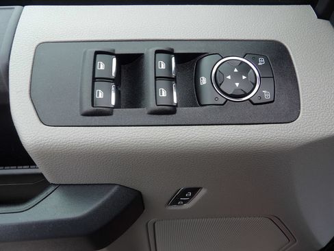 Used 2020 Ford F150 XL w/ XL Power Equipment Group RWD image 15
