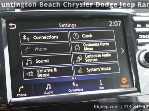 Used 2022 Nissan Murano S image 24