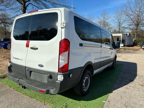 Used 2016 Ford Transit 350 XL image 7